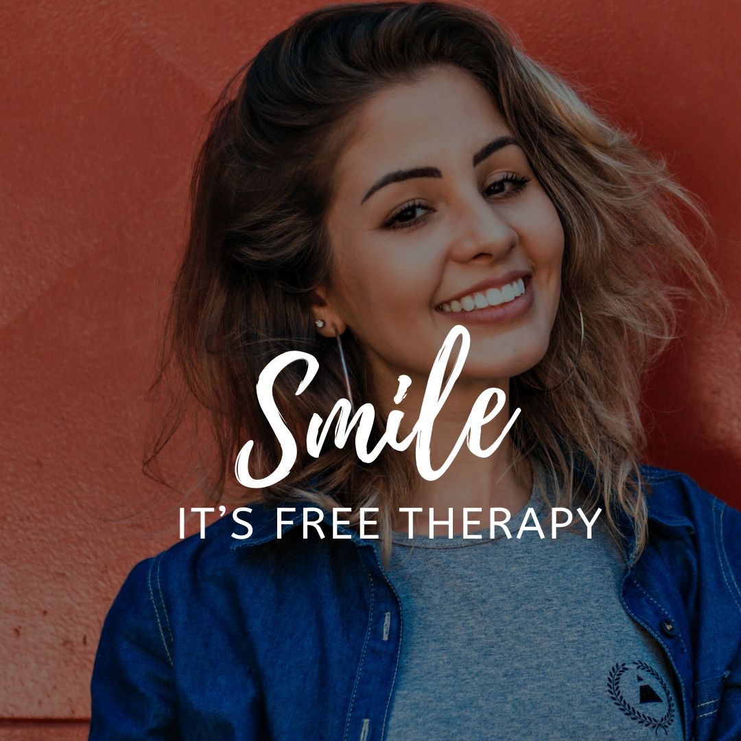  Smile, it's free therapy. Whatsapp dp image Download free ...